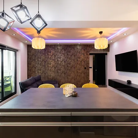 Lazys Haven Modern 3r In Center Apartment Bucharest